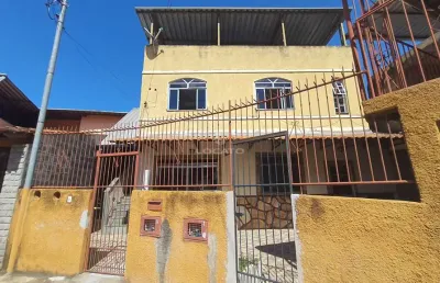 Casa dois quartos sala , cozinha e terraço no bairro  progresso