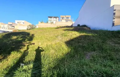 Terreno com linda vista no condomínio nova gramado.