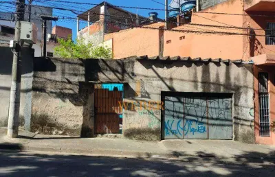 Casa 3 dormitórios, 1 vaga e amplo quintal - jd. guaraú