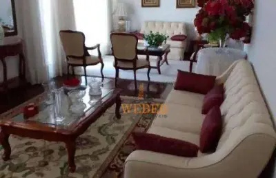 Apartamento a vanda 190m², 4 suítes, 3 vagas por 550.000