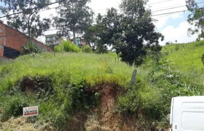 Terreno à venda na Rua Ipiau, Jardim Araruama, Cotia