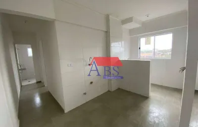 Apartamento com 2 dormitórios. aceita fgts e financiamento.