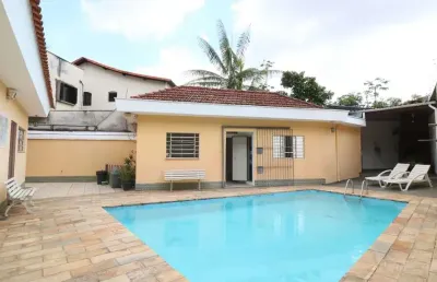 Casa de vila para venda em jardim peri peri com 4 quartos, sendo 1 suíte, 179m²