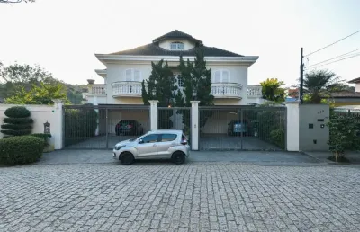 Casa de vila para venda em caxingui com 4 quartos, sendo 4 suítes, 450m²