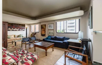 Apartamento tipo para venda em moema com 3 quartos, sendo 1 suíte, 210m²