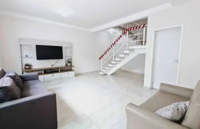 Atraente sobrado para venda em parada inglesa com 3 quartos, sendo 2 suítes, 180m²