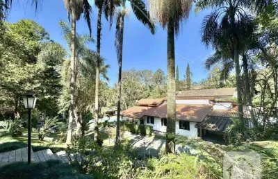 Casa em condomínio fechado com 3 quartos para alugar na Rua Carambola, 983, Algarve, Cotia