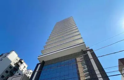 Apartamento de 3 dormitórios alto padrão no canto do forte