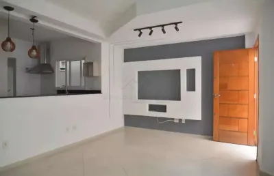 Sobrado em condominio fechado para alugar com 98m², 2 quartos e 2 vagas