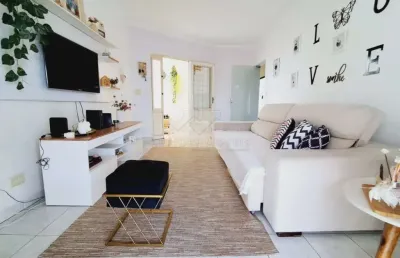 Casa térrea 200 metros 3 dormitórios, sendo 1 suíte, 3 vagas