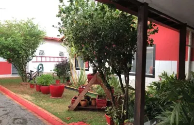 Casa com 3 quartos à venda no Jardim América I, Uberlândia 