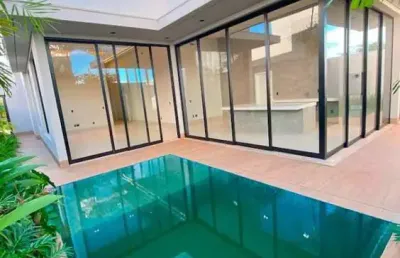 Casa com 4 quartos à venda no Granja Marileusa, Uberlândia 