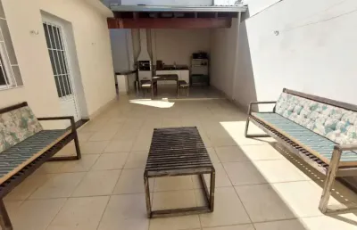 Casa com 3 quartos à venda no Martins, Uberlândia 