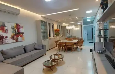 Casa com 3 quartos à venda no Aclimação, Uberlândia 
