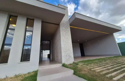 Casa com 3 quartos à venda no Jardim Sul, Uberlândia 