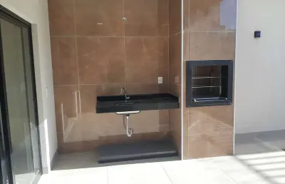 Casa com 3 quartos à venda no Grand Ville, Uberlândia 