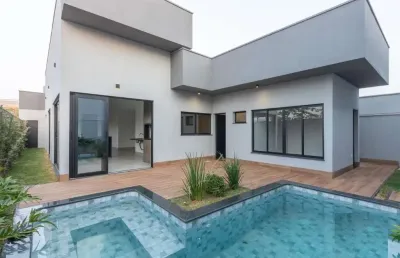 Casa com 3 quartos à venda no Jardim Botânico, Uberlândia 