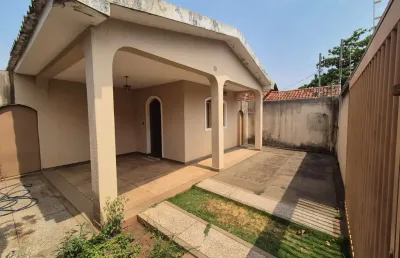 Casa com 3 quartos à venda no Tabajaras, Uberlândia 