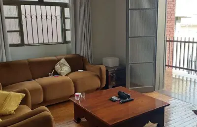 Casa comercial à venda no Cazeca, Uberlândia 