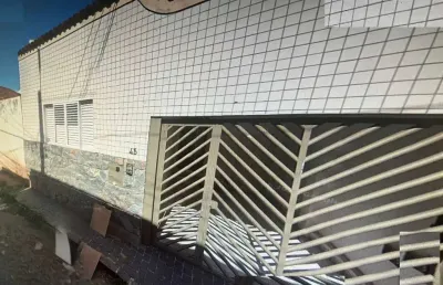 Casa com 4 quartos à venda na Nossa Senhora Aparecida, Uberlândia 