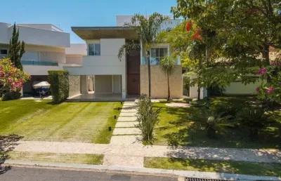 Casa com 3 quartos à venda no Jardim Karaíba, Uberlândia 