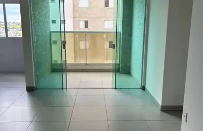 Apartamento com 3 quartos à venda no Granja Marileusa, Uberlândia 