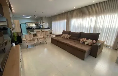 Casa com 3 quartos à venda no Novo Mundo, Uberlândia 