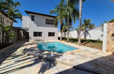 Casa com 4 quartos à venda no Jardim Karaíba, Uberlândia 
