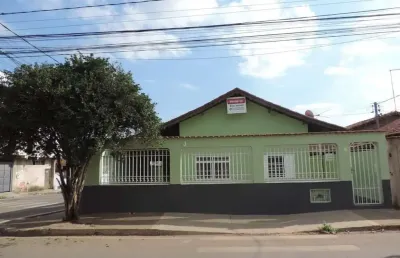 Casa com 3 dormitórios à venda, 115 m² por r$ 388.000,00 - morumbi - pouso alegre/mg