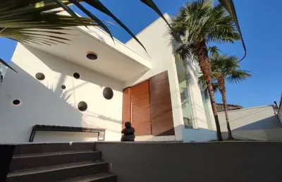 Casa com 3 dormitórios à venda, 300 m² por r$ 1.500.000,00 - altavile - pouso alegre/mg