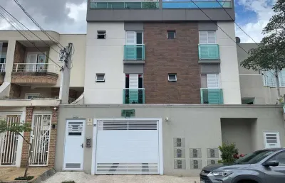 Linda cobertura com 90m² - execelente localização - parque da nações