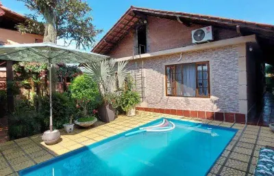 Casa à venda em duque de caxias, parque beira mar, com 3 quartos, com 154.18 m²
