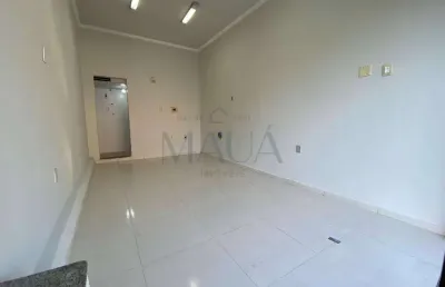 Loja à venda e para alugar em duque de caxias, gramacho, com 23.45 m²