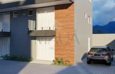 Casa à venda em duque de caxias, itatiaia, com 3 suítes, com 130 m², grand village