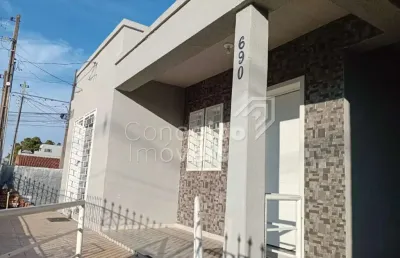Casa com 3 quartos para alugar na Rua Afonso Celso, 690, Uvaranas, Ponta Grossa
