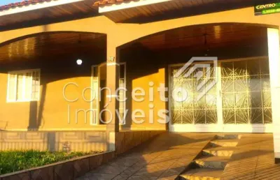 Casa com 3 quartos à venda na Rua Leopoldo Froes, 212, Uvaranas, Ponta Grossa