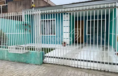Casa com 3 quartos à venda na Rua Teixeira Mendes, 915, Uvaranas, Ponta Grossa
