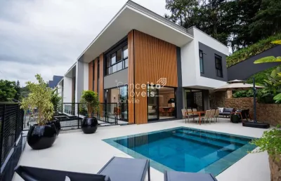 Casa com 3 quartos à venda no América, Joinville 