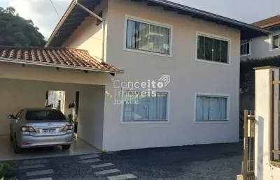 Casa com duas unidades e renda imediata no bom retiro
