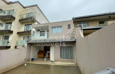 Casa com 4 quartos à venda no Orfãs, Ponta Grossa 