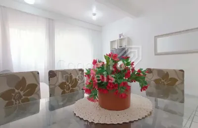 Vende-se - ap mobiliado 2q - 2°quadra mar - meia praia sc