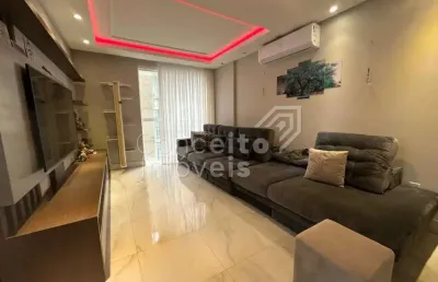 Apartamento com 2 quartos à venda na Rua 207, 383, Meia Praia, Itapema