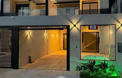 Casa com 4 quartos à venda na Rua Bolivia, 138, Balneário Marajó, Matinhos