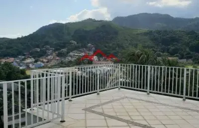 Casa com 4 quartos à venda na Rua Natal, 77, Varadouro, São Sebastião