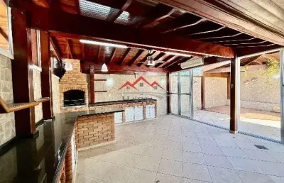 Casa a venda e locação no condomínio garden resort em jundiaí.