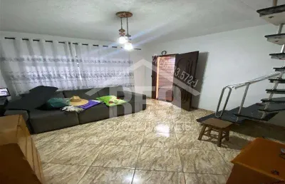 Casa com 4 quartos para alugar na Rua Curuaés, Vila Ema, São Paulo