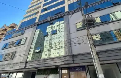 Apartamento à venda no bairro meia praia - itapema/sc