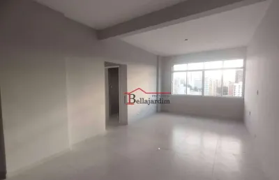 Sala comercial com 4 salas para alugar na Rua Doutor Cesário Mota, 393, Centro, Santo André