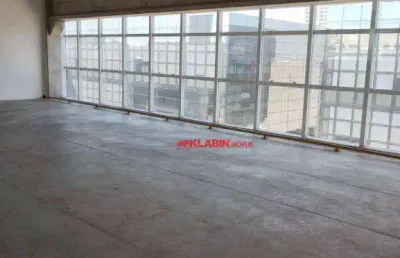 Galpão dentro de condomínio em alphaville com 3440m de área total - 2 andares de escritórios com elevador - 2 docas cobertas - 12 vagas de garagem