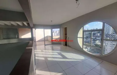 Cobertura duplex de 2 dormitórios com 2 vagas de garagem e 89.55m² de área útil - piso superior com ampla sala e área externa com churrasqueira